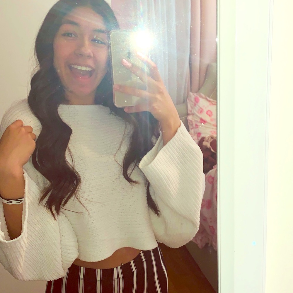 ✨Knit Over-sized Sweater from Forever 21✨